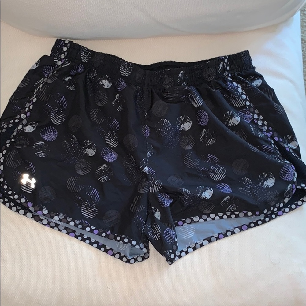 Women’s under armor running shorts